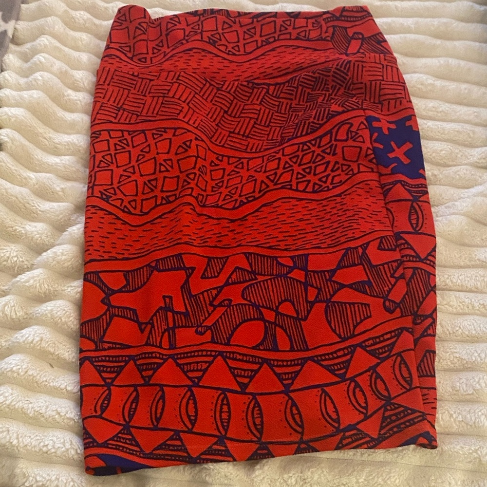 LuLaRoe Red and Blue Patterned Pencil Skirt